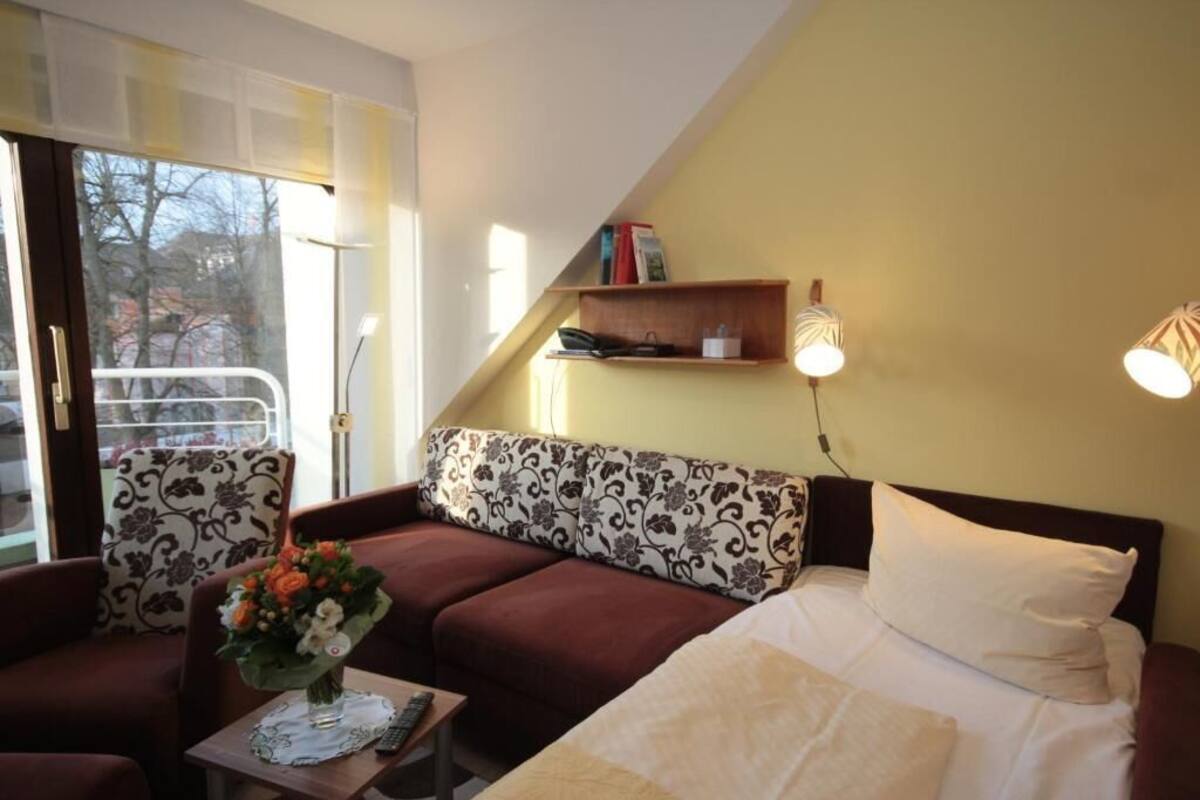 シングルルーム パークビュー | 1 室のベッドルーム、低刺激性寝具、ミニバー、セーフティボックス (室内)