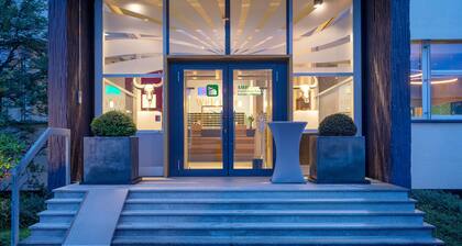 AMH Airport-Messe-Hotel