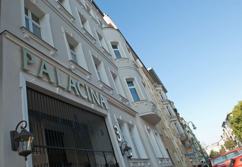 Palacina Berlin by null