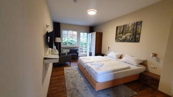 Doppelzimmer | Schreibtisch, kostenloses WLAN, Bettwäsche