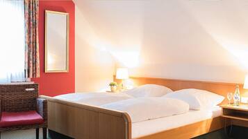 Habitación doble | Escritorio, cortinas opacas, sistema de insonorización y cunas gratuitas