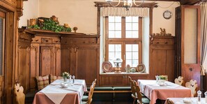 Restaurant - Hotel Zum Specht (Hoesbach)