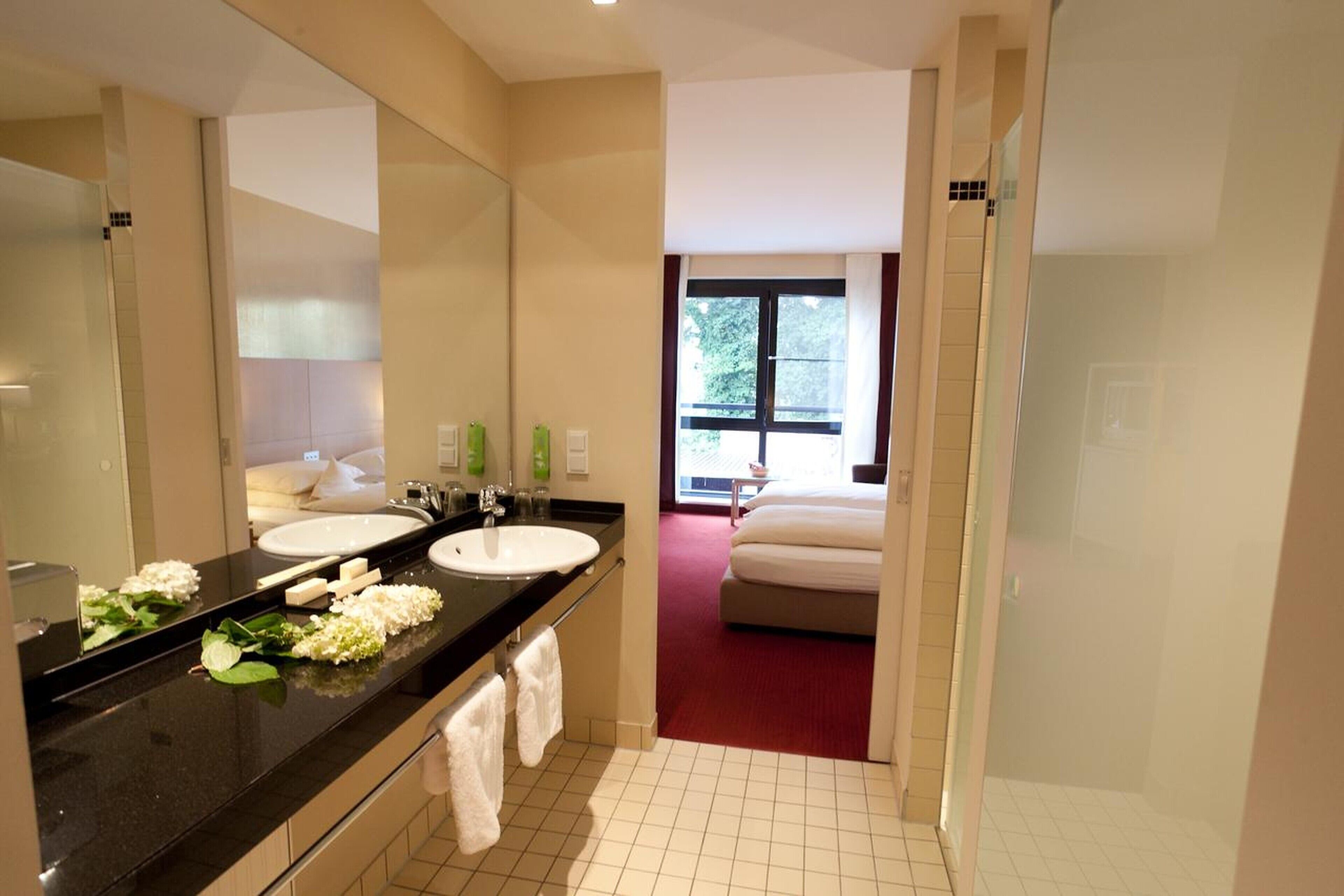 superior double room | bathroom | free toiletries, hair dryer, towels, soap