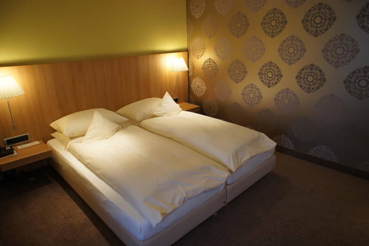 Comfort Double Room | 1 bedroom, premium bedding, minibar, in-room safe