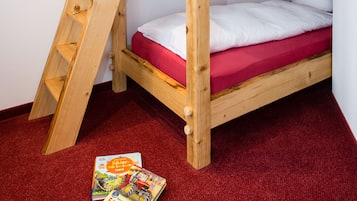 Vierbettzimmer, eigenes Bad | 1 Schlafzimmer