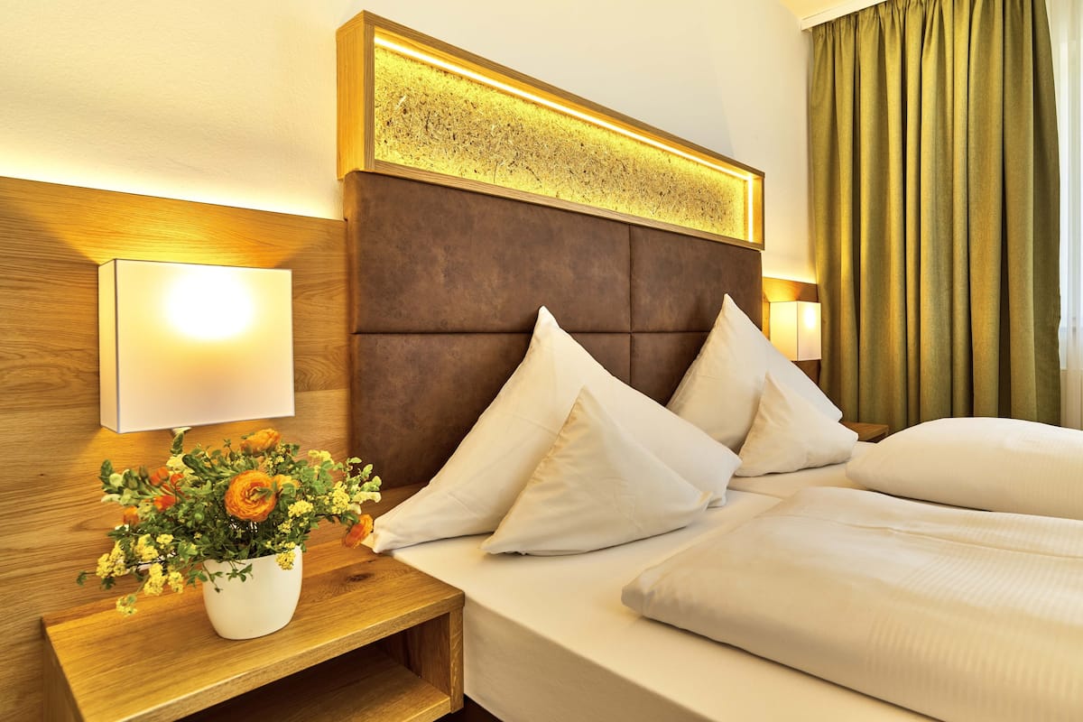 1 bedroom, in-room safe, free WiFi, bed sheets