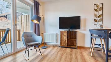 Kahden hengen comfort-huone (WaldZeit) | Tallelokero huoneessa, ilmainen Wi-Fi, vuodevaatteet