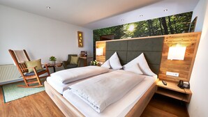 Deluxe Suite, Mountain View, Mountainside (Favorite Room) | Hill view - Das Reiners (Grafenau)