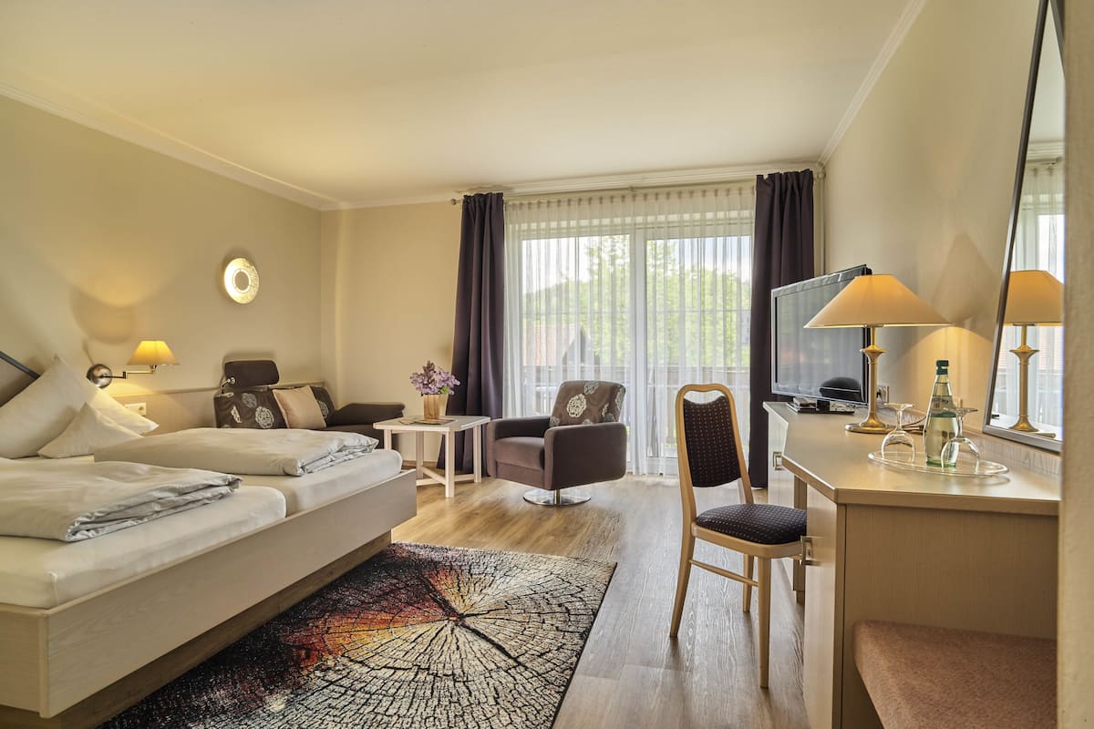 Double Room (SteinZeit) | 1 bedroom, in-room safe, free WiFi, bed sheets