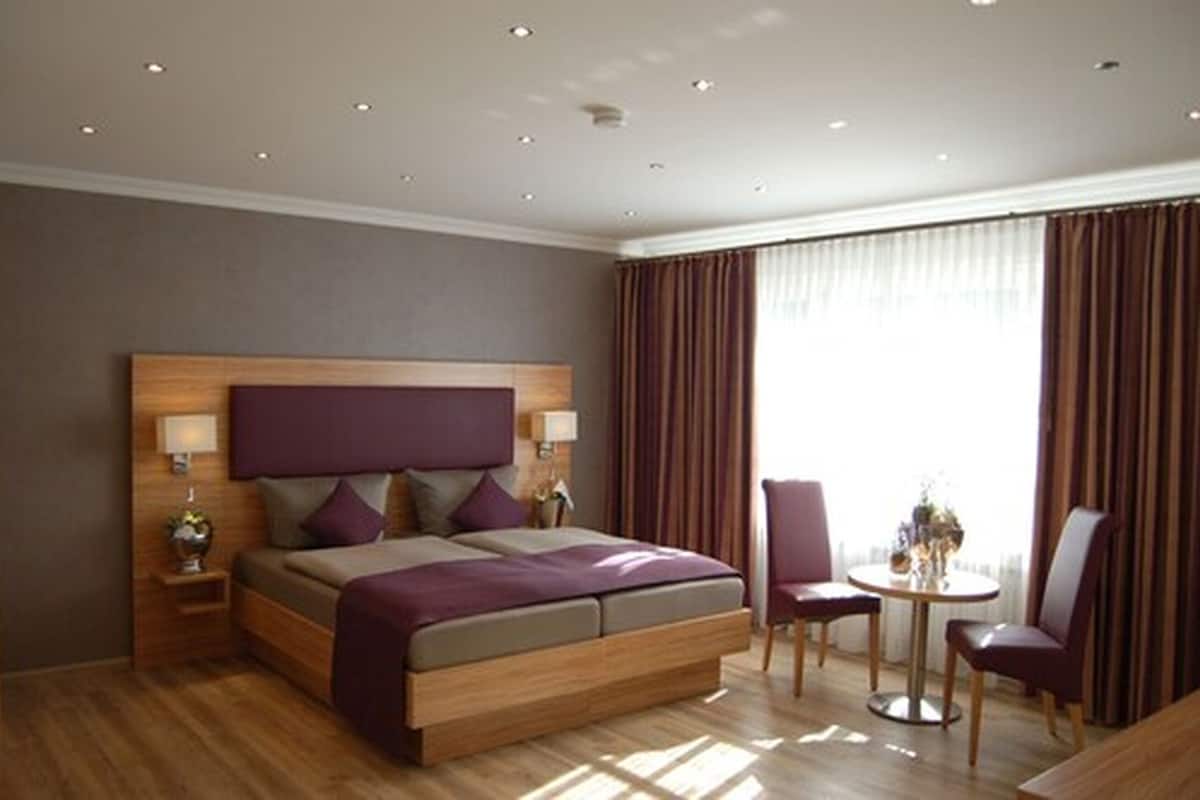 1 bedroom, desk, free WiFi, bed sheets