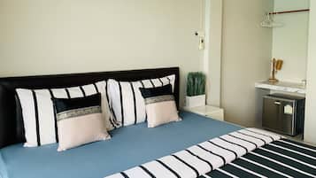 Standard Room (Air-conditioned)