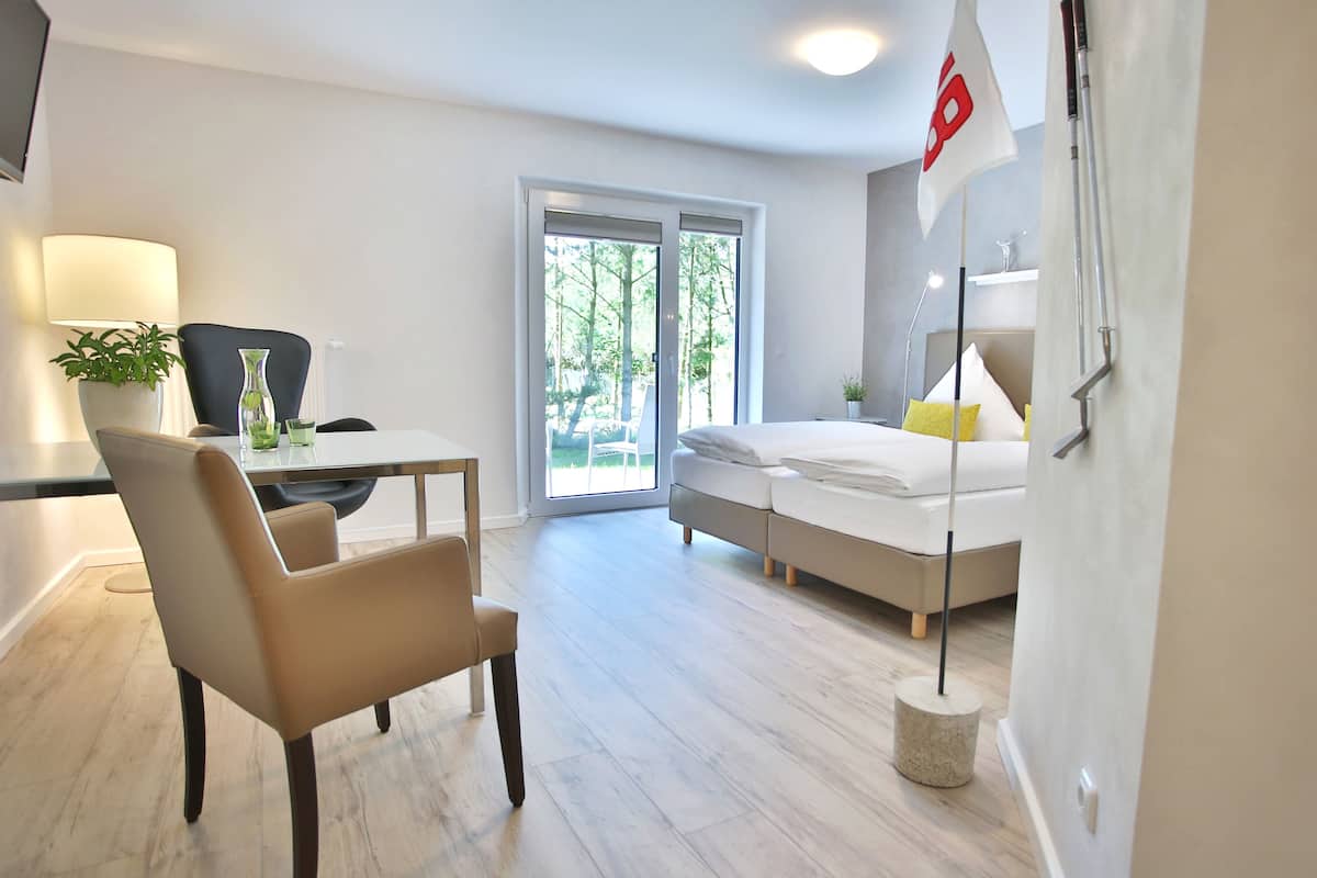 Comfort Double Room Single Use | Hallway