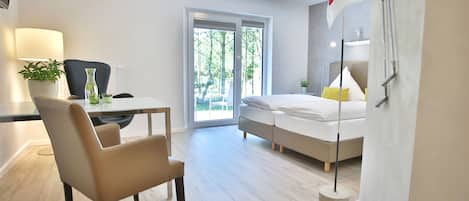 Comfort Double Room Single Use | Hallway