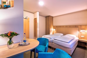 Habitación doble estándar | Escritorio, wifi gratis y ropa de cama