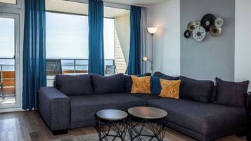 Apartemen Comfort, 1 kamar tidur, dapur | Seprai antialergi dan didekorasi berbeda-beda