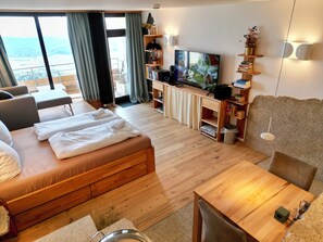 Junior Suite Studio "Das Nest" | 1 Schlafzimmer, Allergikerbettwaren, individuell dekoriert