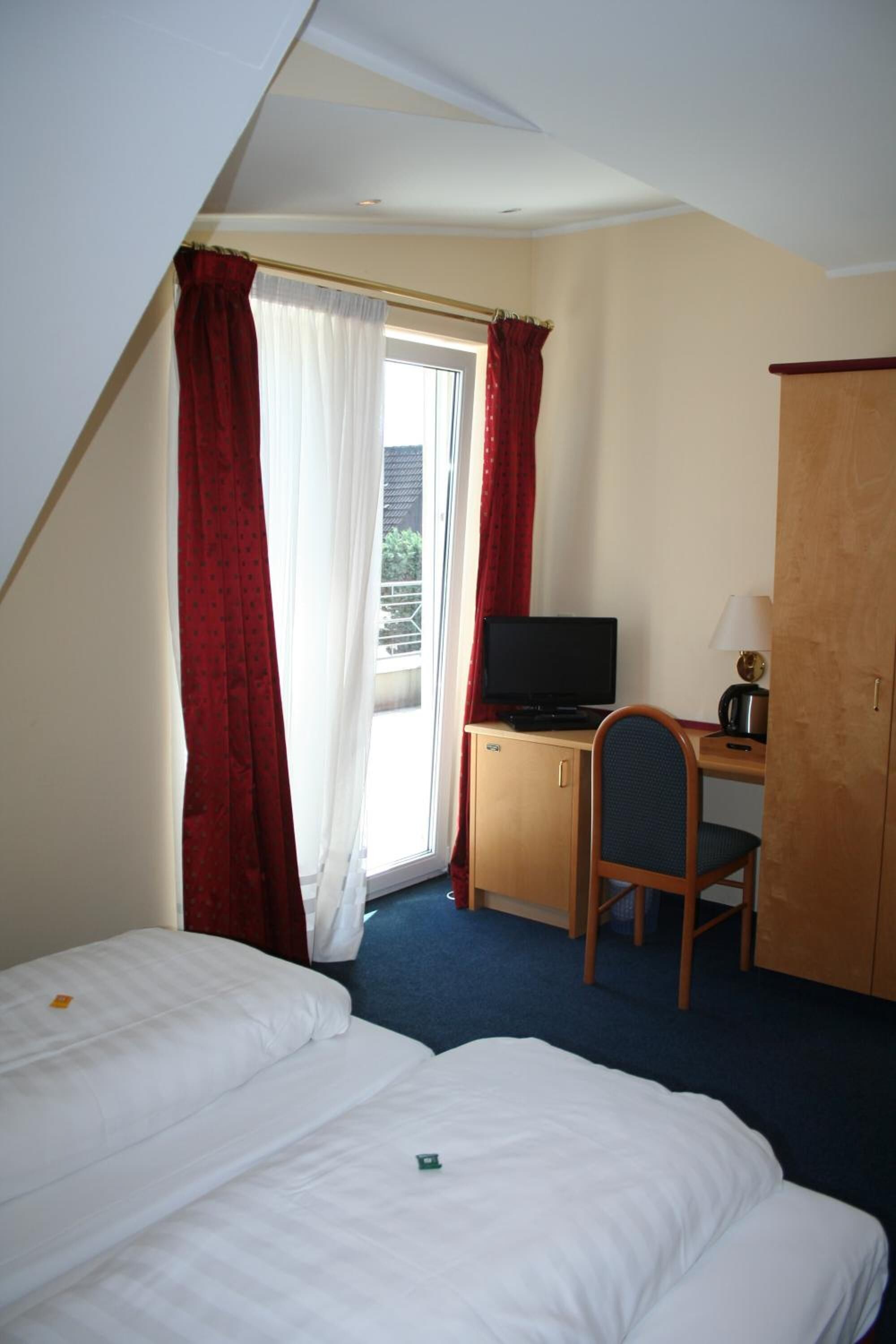 free minibar, in-room safe, desk, blackout curtains