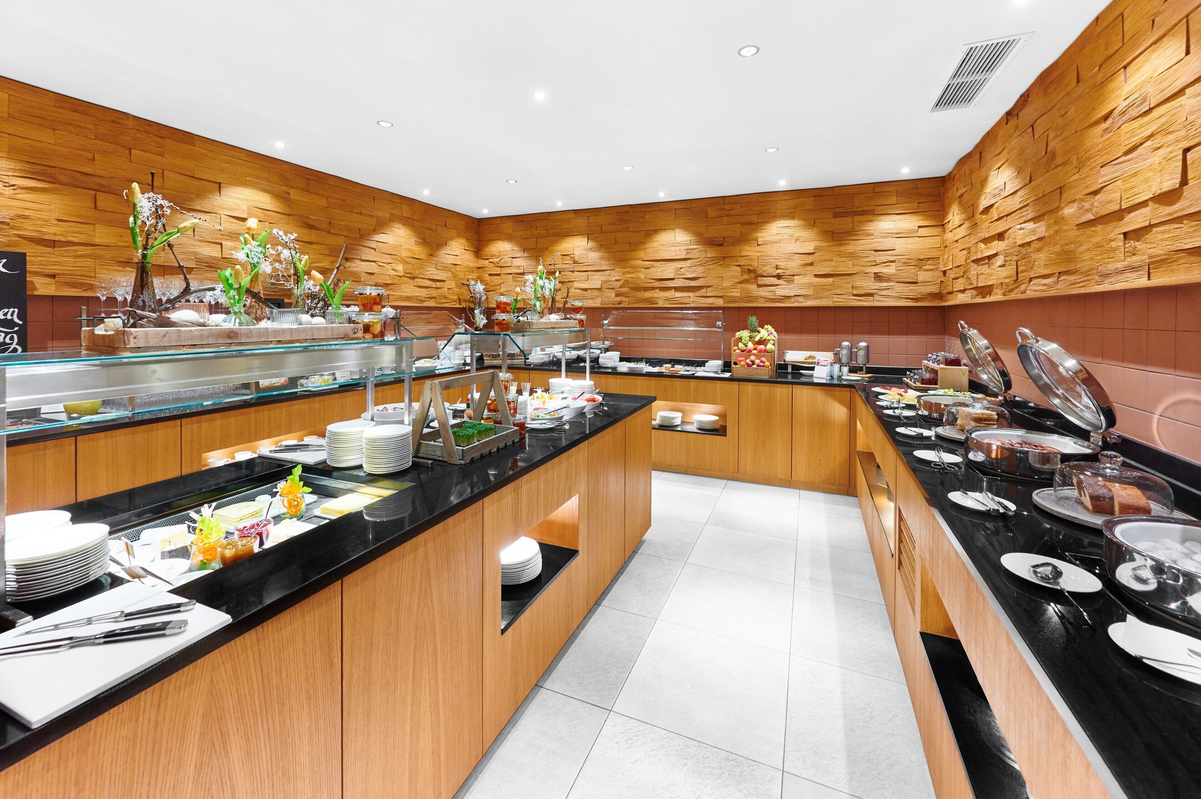 daily buffet breakfast (eur 29 per person)