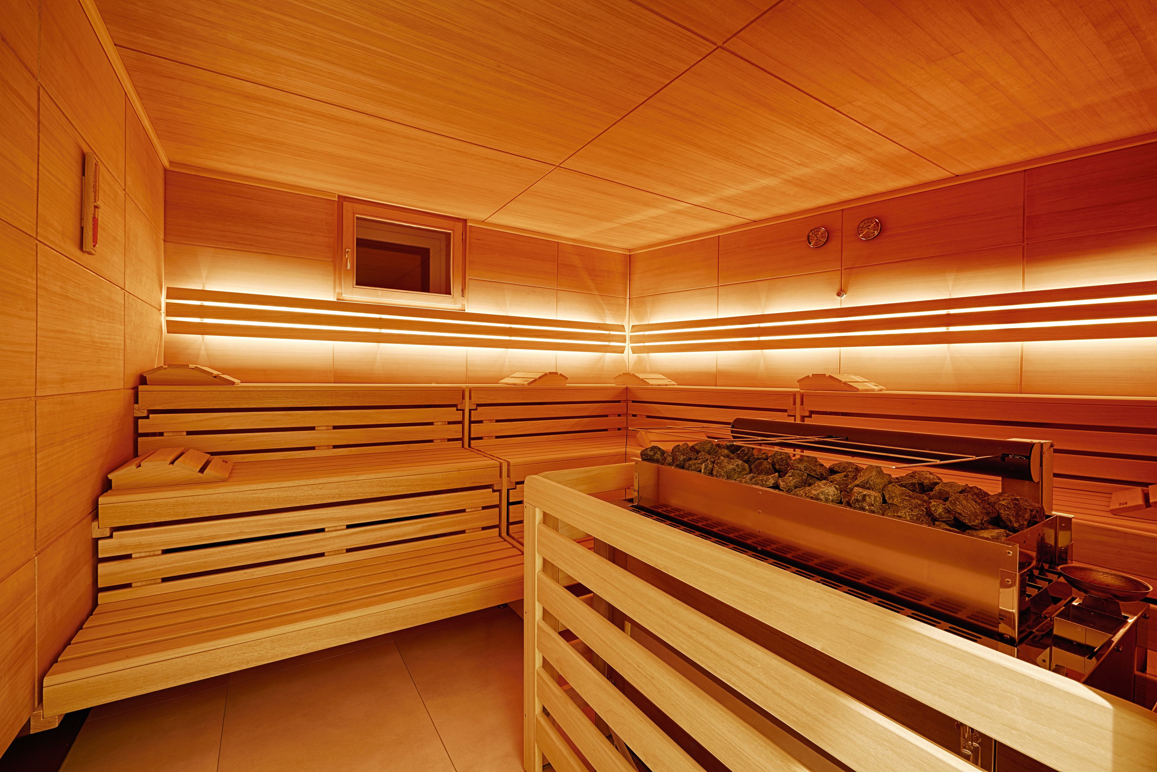 couples treatment room(s), sauna, steam room, body treatments