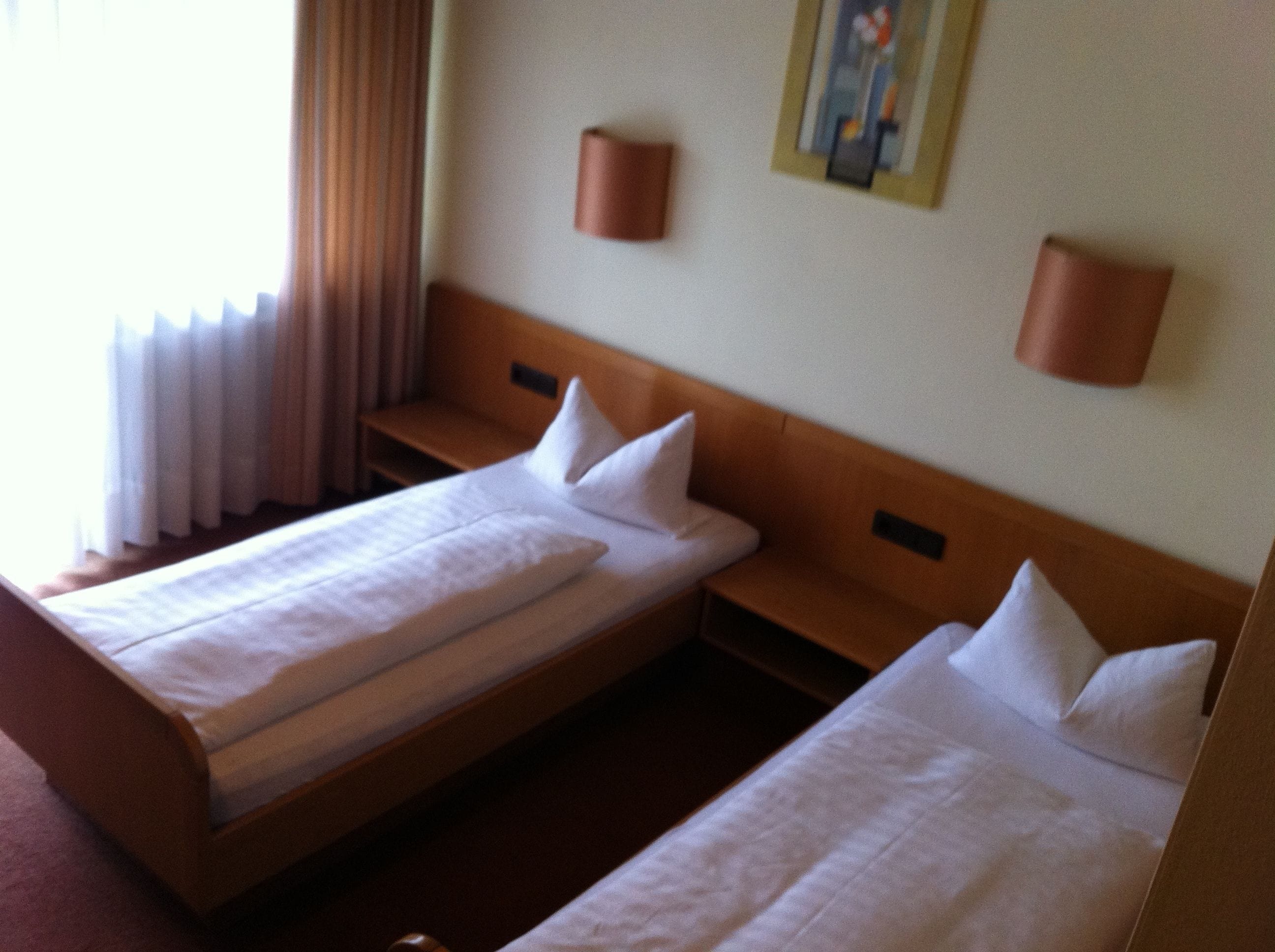 Double Room | Desk, blackout drapes, free WiFi, bed sheets