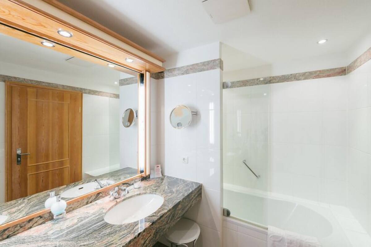 free toiletries, hair dryer, bathrobes, slippers