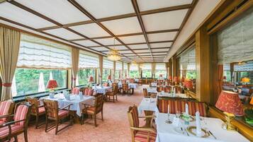 Daily buffet breakfast (EUR 14 per person)
