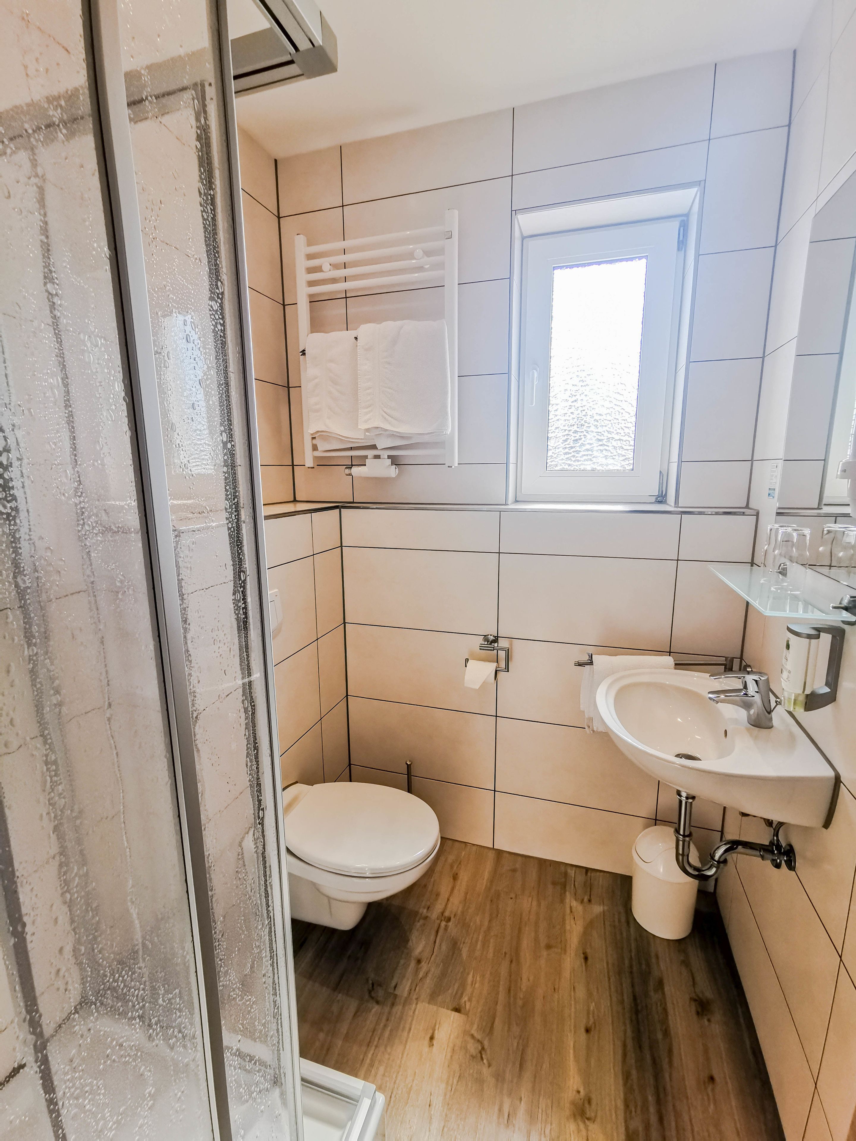 double room | bathroom | shower, hair dryer, towels