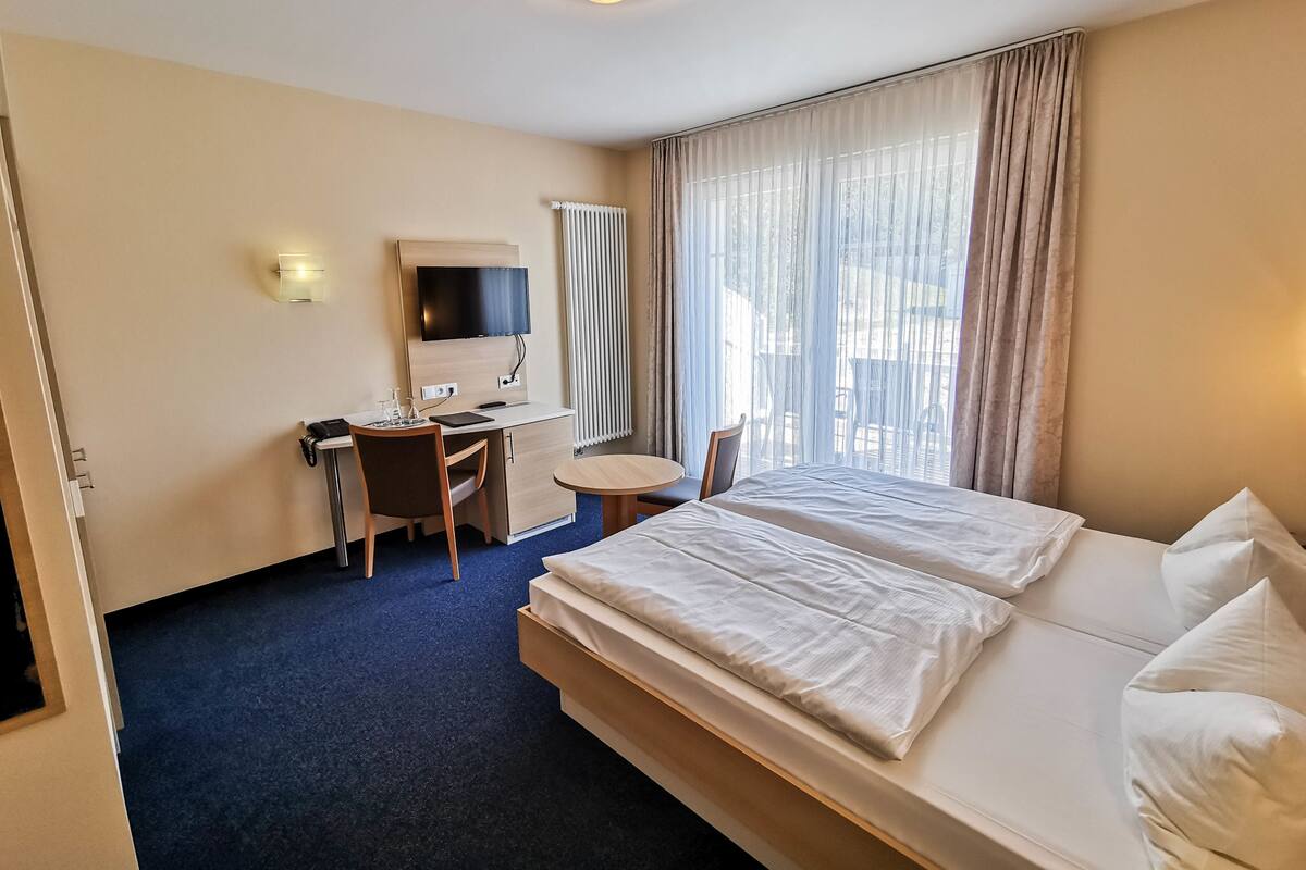 Double Room (with balcony or terrace) | Minibar, in-room safe, desk, laptop workspace