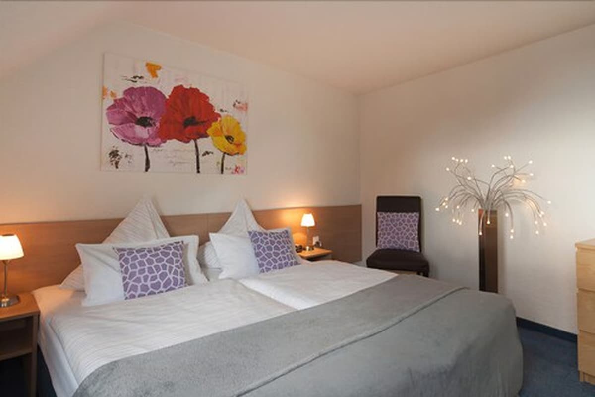 In-room safe, desk, WiFi (free), bed sheets