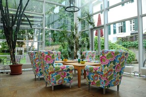 Sala de estar en el lobby
