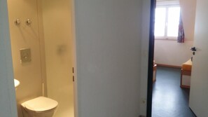 Bathroom - Europaeisches Gaestehaus (Todtmoos)