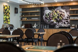 Free daily buffet breakfast  - Oliva Hotel (Veszprem)