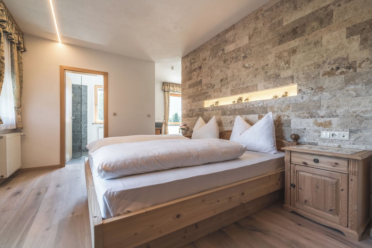 Habitación doble Premium | Ropa de cama hipoalergénica y minibar