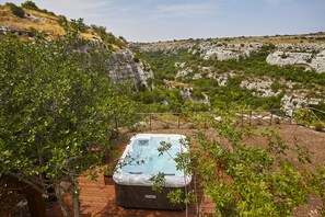 Bañera de hidromasaje exterior