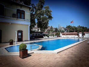 Outdoor pool - Montania Special Class Hotel (Mudanya)