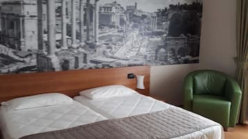 Caja de seguridad en la habitación y escritorio