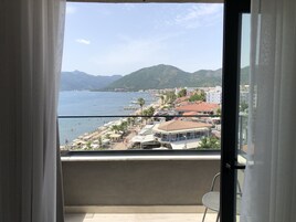 Luxury Suite, 1 Bedroom, Non Smoking, Sea View | Beach/ocean view