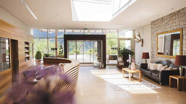 Reception - Hotel Hohenwart (Schenna)