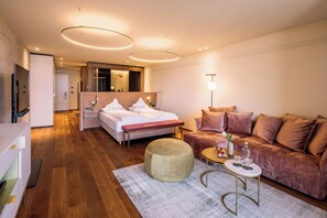 1 habitación, ropa de cama de alta calidad y minibar 