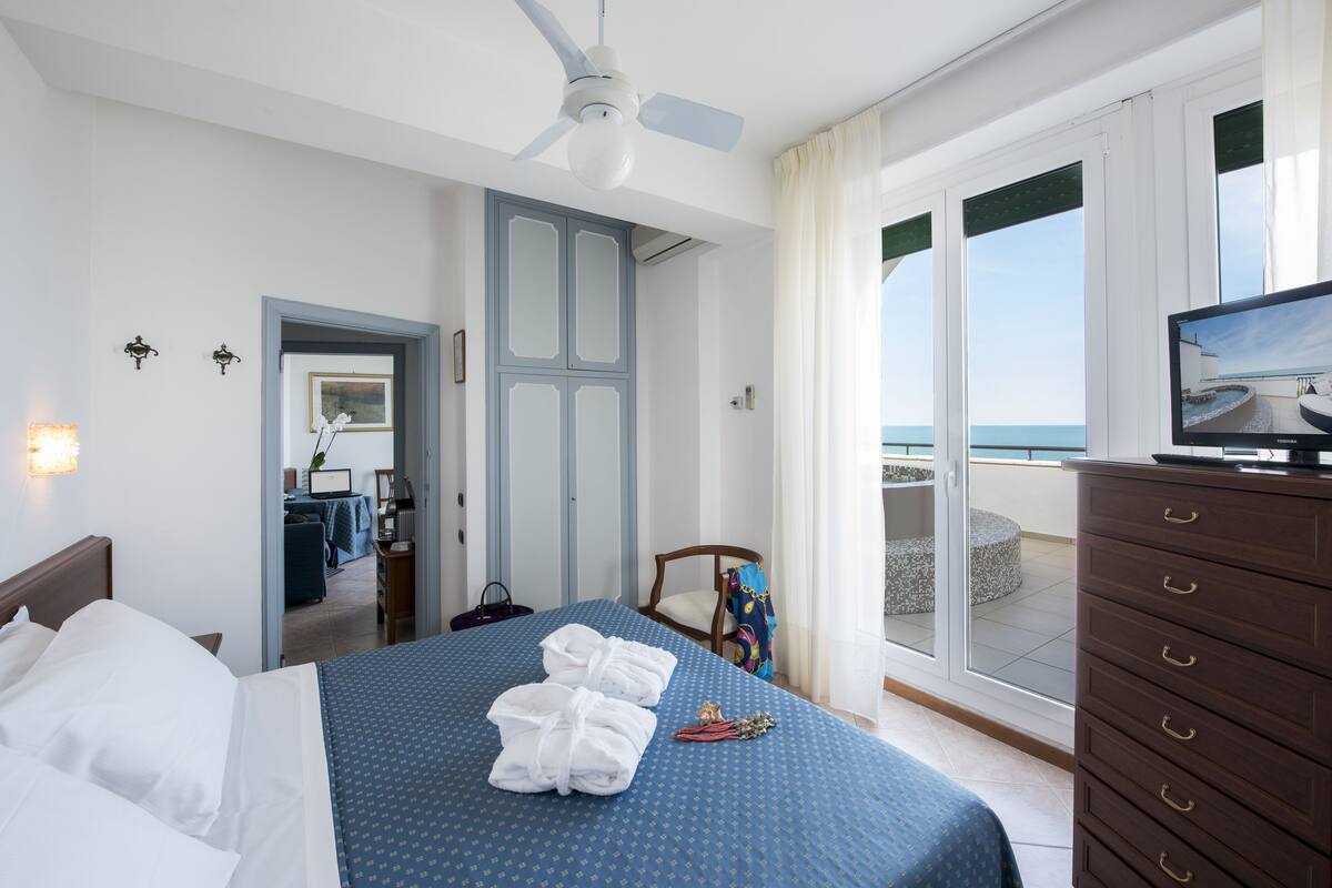 Minibar, in-room safe, free cots/infant beds, rollaway beds