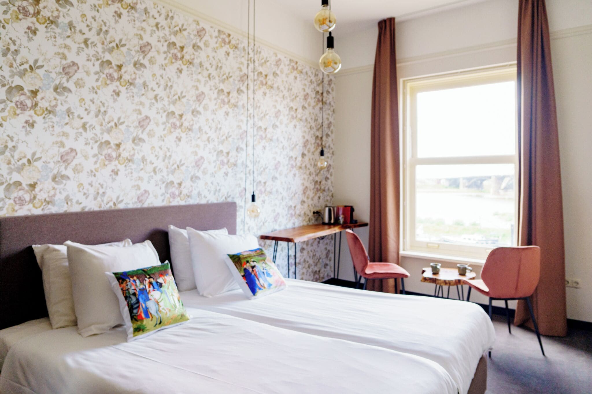 In-room safe, desk, iron/ironing board, free WiFi