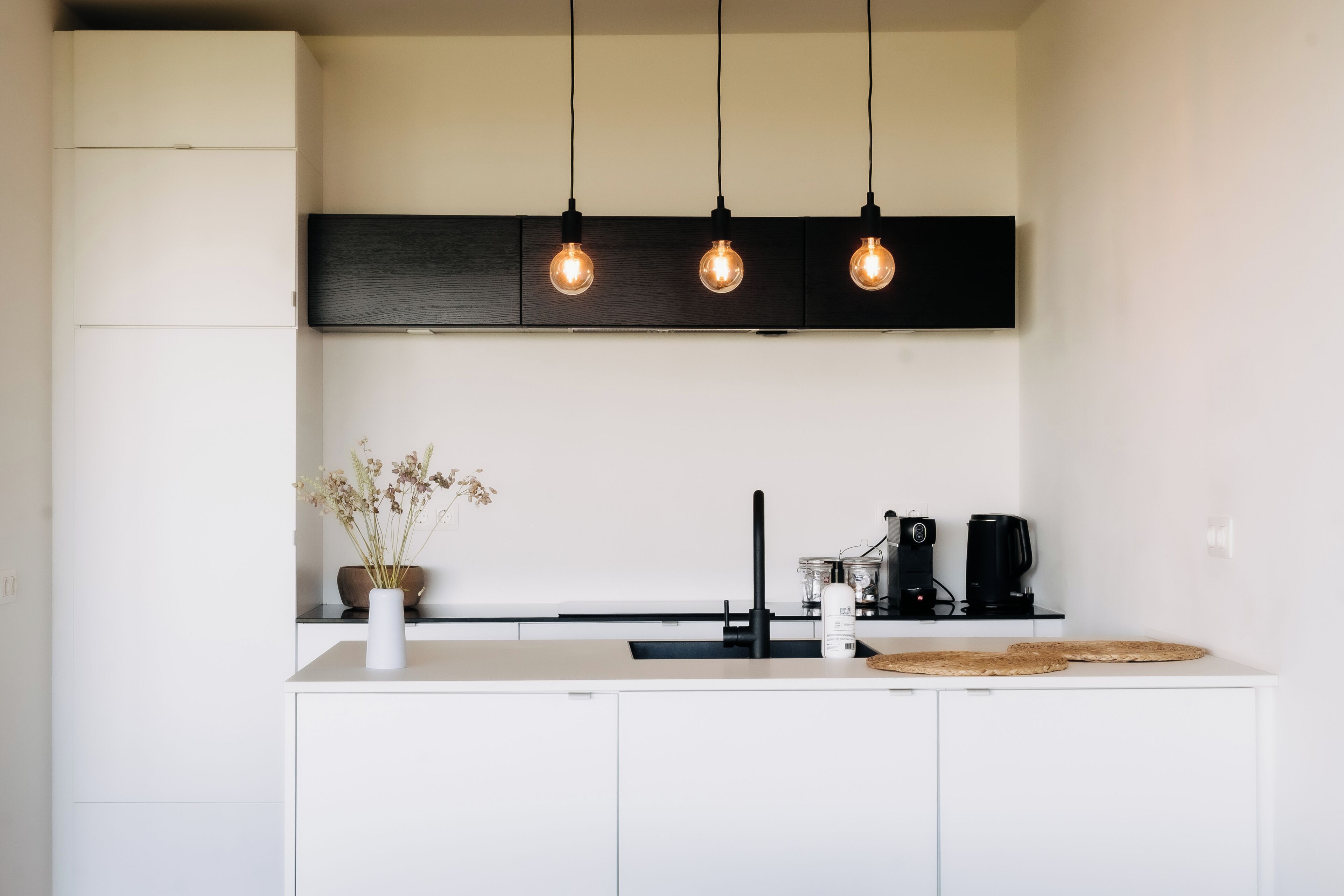 family apartment, 2 bedrooms, 2 bathrooms, sea view (the dune) | private kitchen | espresso maker