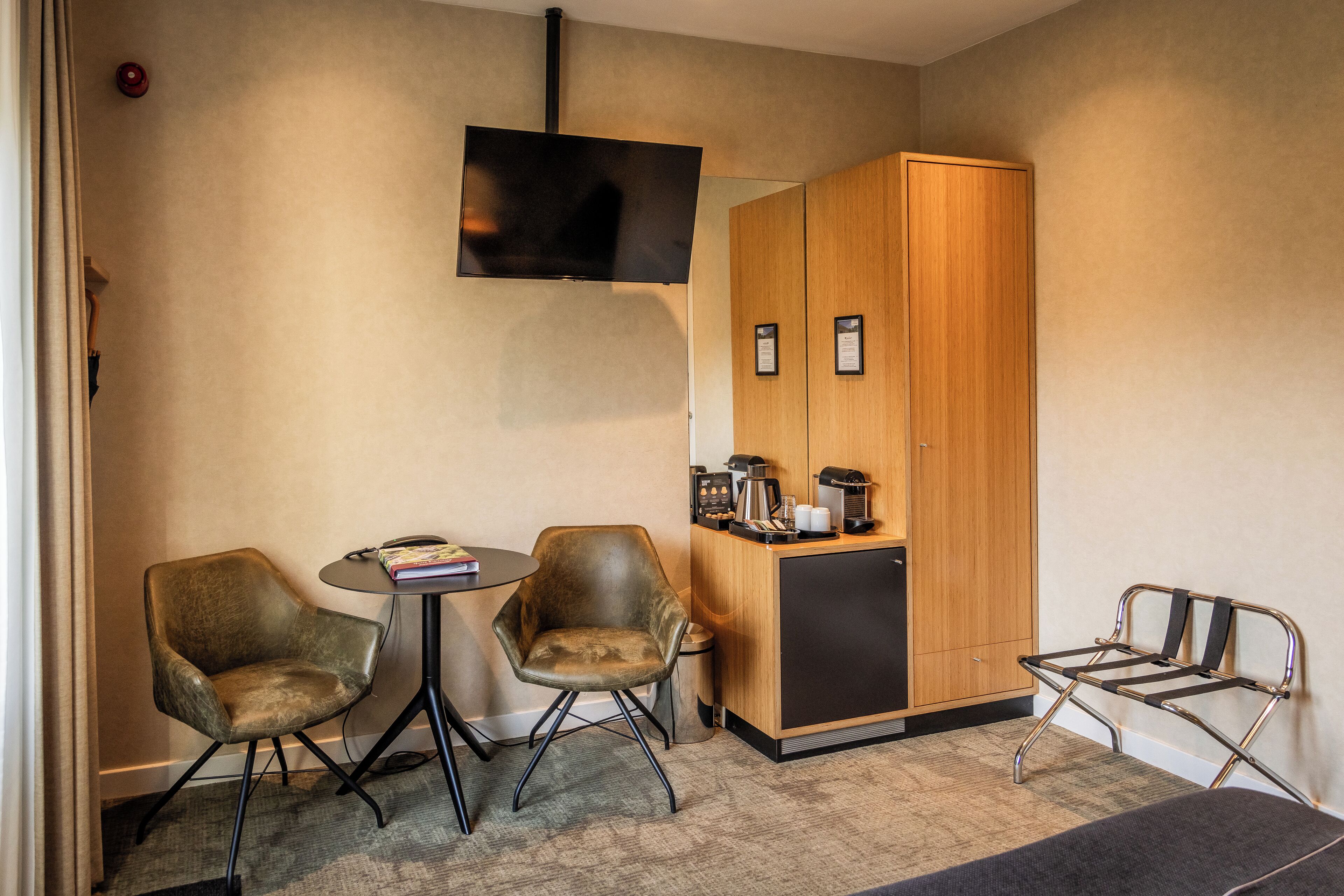 1 bedroom, minibar, in-room safe, blackout curtains