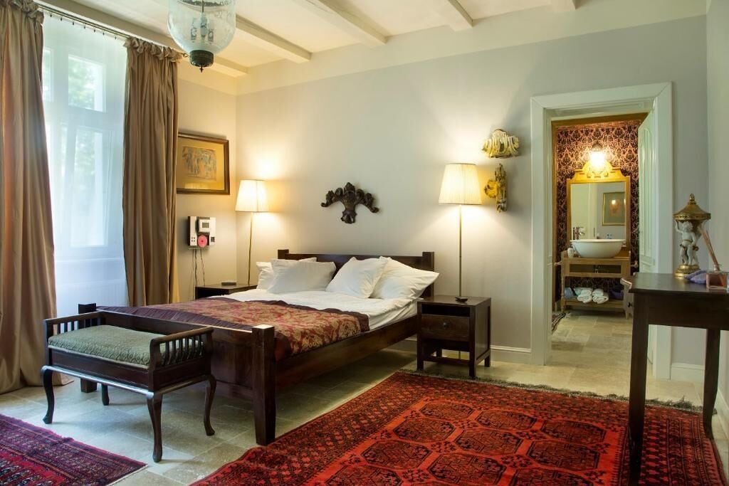 Allergikerbettwaren, individuell eingerichtet, Schreibtisch