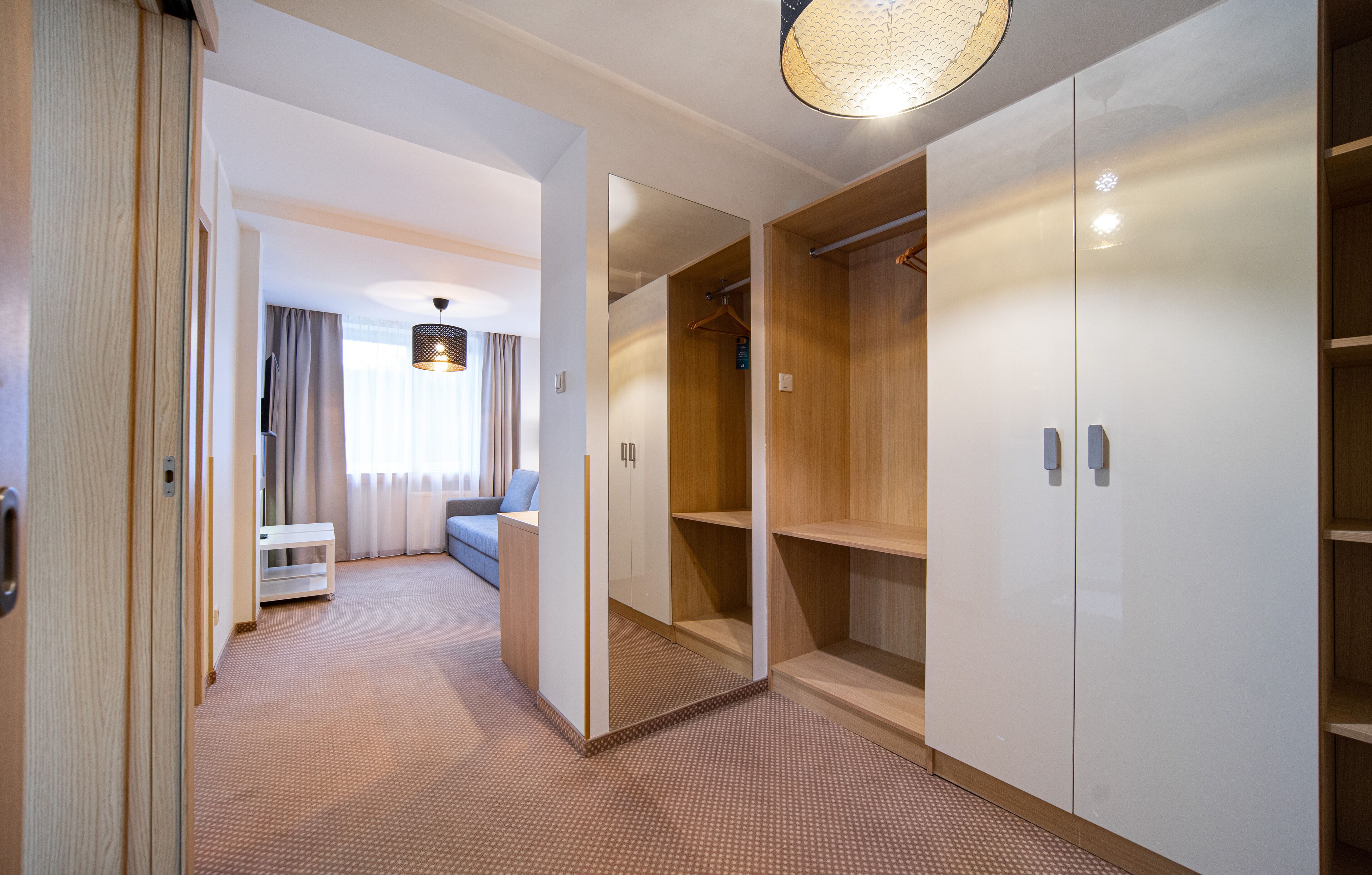 deluxe suite | 1 bedroom, premium bedding, desk, free wifi