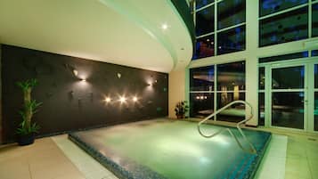 Couples treatment room(s), Turkish bath/hammam, body treatments