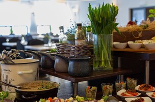 Desayuno buffet incluido todos los días 