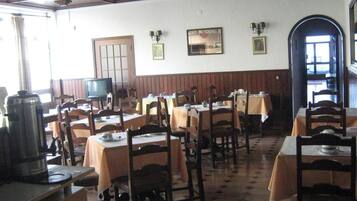 Almoço e jantar