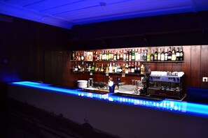 Bar (in der Unterkunft)