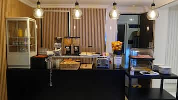 Daily buffet breakfast (EUR 15 per person)